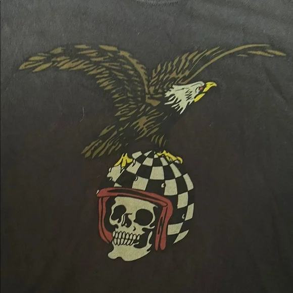 Girrl Scout Tee with Eagle and Skull Graphic XL - Picture 4 of 4